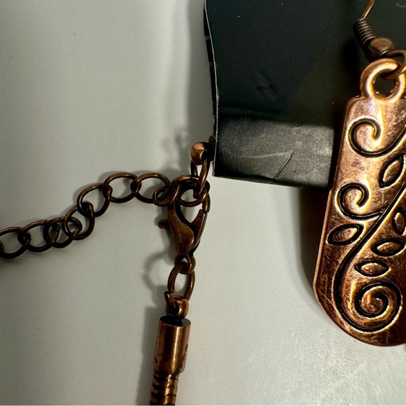 NWT. Paparazzi Multicolored Necklace & earrings set. Copper, silver & brass tone - Picture 7 of 11